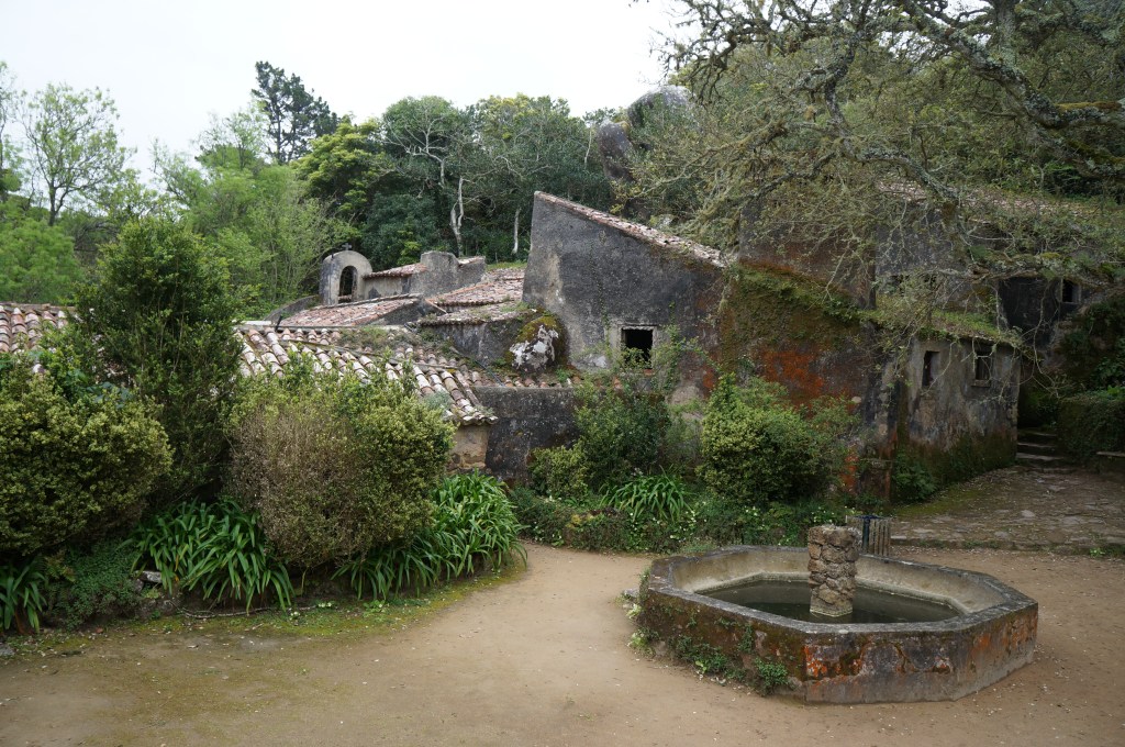 Roadtrip Day 1: Exploring the Convent of the&nbsp;Capuchos