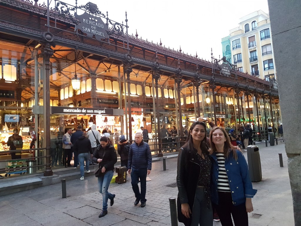 Day 5 in Madrid – Friday Night! Party&nbsp;time!